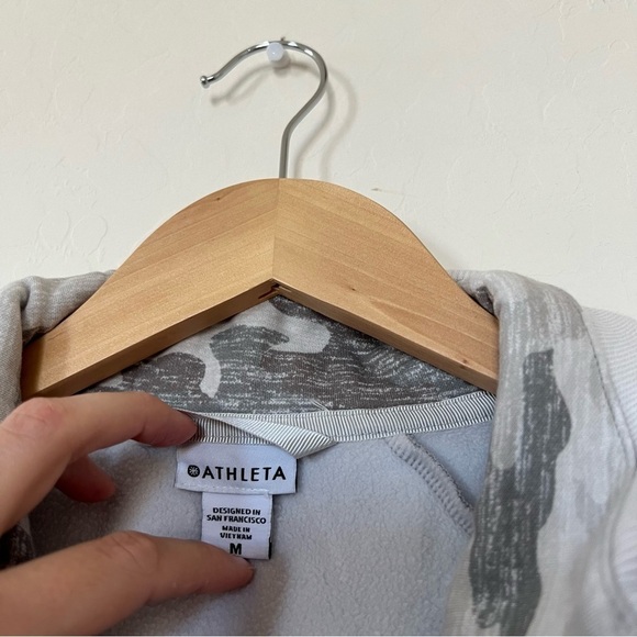 Athleta Triumph Grey Camo Zip Up Hoodie Jacket - Picture 5 of 8